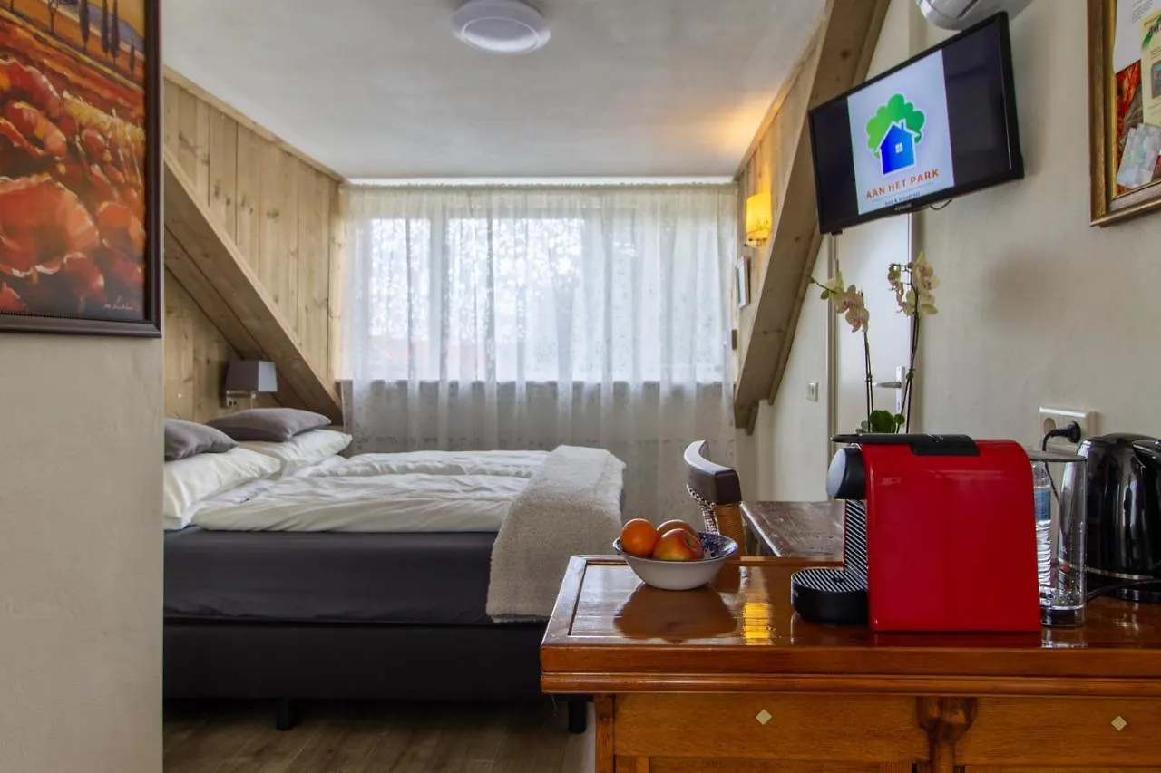 B&B Aan Het Park Eindhove Panzió